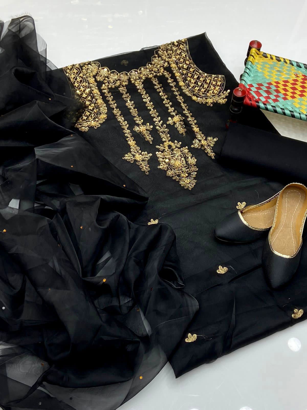 4-Piece Unstitched Organza Aari Work Dress – With Kunden Dupatta & Khussa
