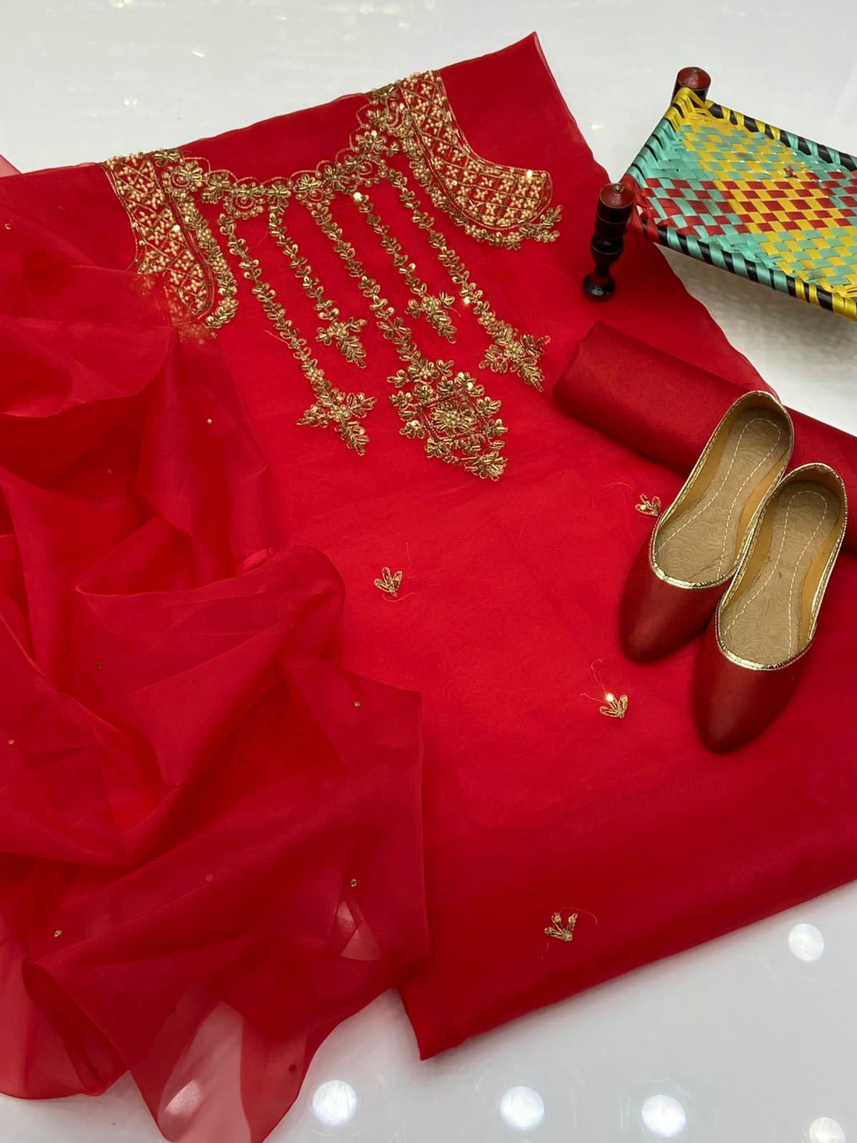 4-Piece Unstitched Organza Aari Work Dress – With Kunden Dupatta & Khussa